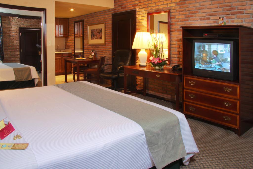 Four Points By Sheraton Saltillo Zimmer foto