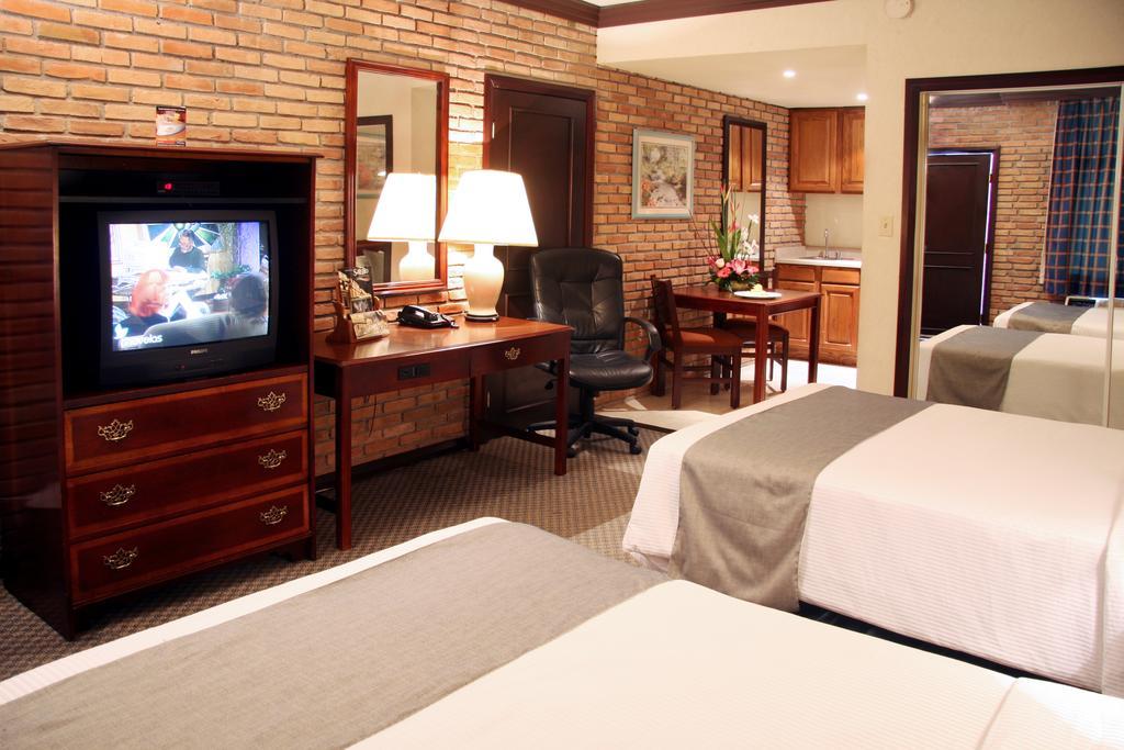Four Points By Sheraton Saltillo Zimmer foto